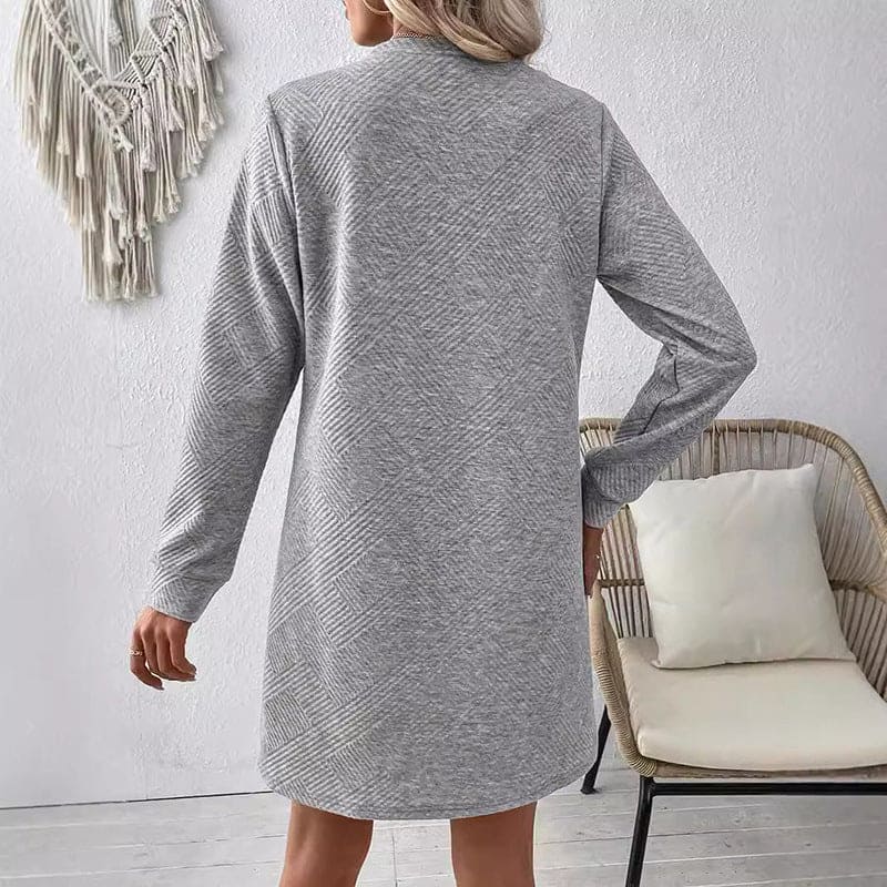 Checkered texture dress with long sleeves